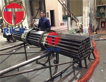 Un buon prezzo. Tubi d'acciaio laminati a freddo senza cuciture rotondi GB/T3639 per l'applicazione di Precison in linea