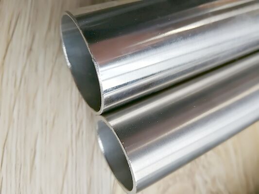 Un buon prezzo. TUBO SENZA CUCITURE DI TEMPERA LUMINOSO DI ACCIAIO INOSSIDABILE DI ASTM B165 NICKEL-COPPER in linea