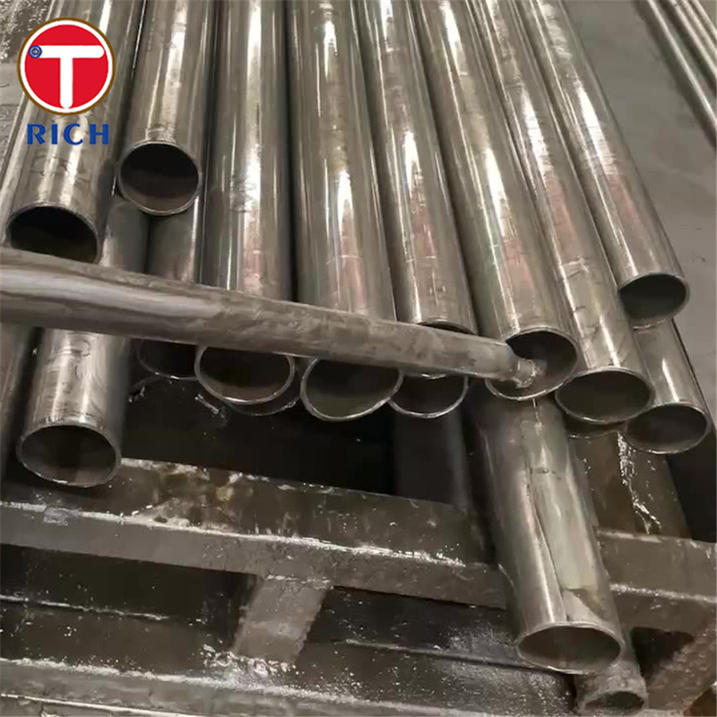 ASTM A672 A50 Tubo di acciaio saldato Tubo di acciaio saldato per fusione elettrica per il servizio ad alta pressione a temperature moderate