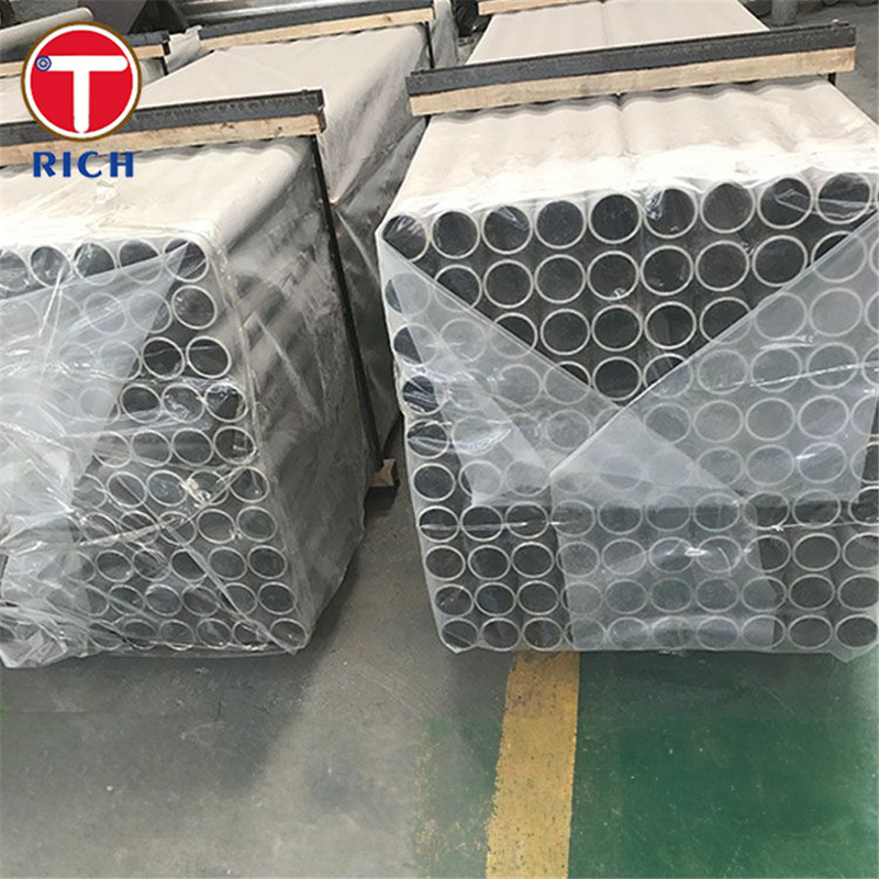 ASTM A872 Tubo in acciaio inossidabile austenitico fuso a centrifuga per ambienti corrosivi