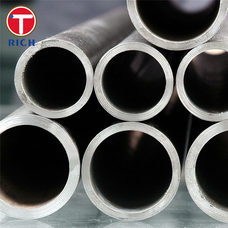 ASTM A213 T92 Tubo senza cuciture in acciaio legato per scambiatori di calore a forma quadrata, rettangolare e rotonda
