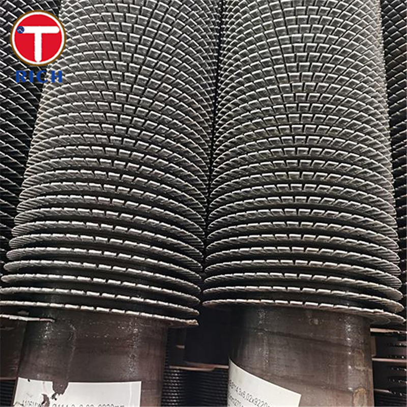 Tubo alettato a spirale per scambiatori di calore industriali con elevata efficienza di trasferimento termico e forte legame delle alette