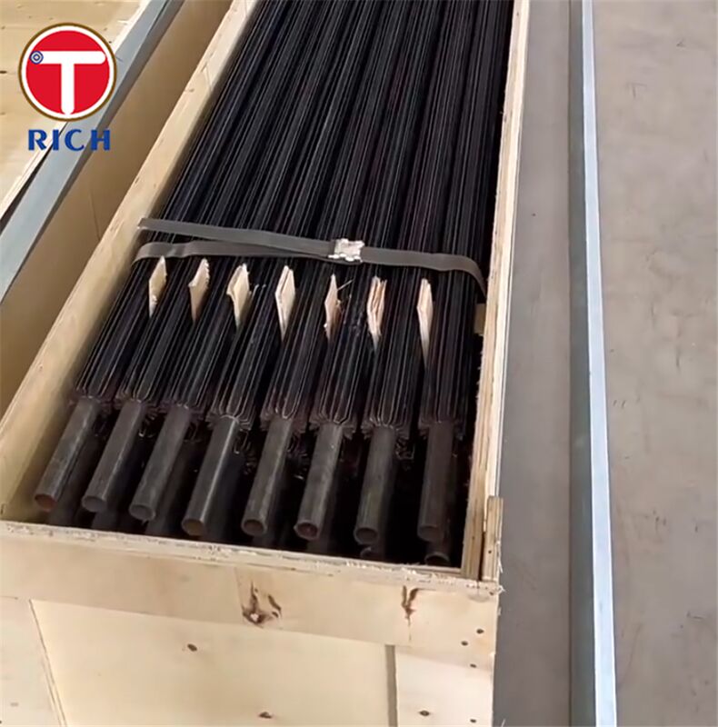 Tubi con pinne longitudinali saldate resistenti alla corrosione con elevata tolleranza di temperatura per un miglior trasferimento di calore negli scambiatori di calore a olio