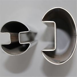 Un buon prezzo. Decorativo saldato A554 della metropolitana ASTM dell'acciaio inossidabile della singola scanalatura ovale in linea