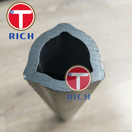 Un buon prezzo. Forma speciale senza cuciture del triangolo del tubo d'acciaio 16Mn del carbonio per agricoltura in linea