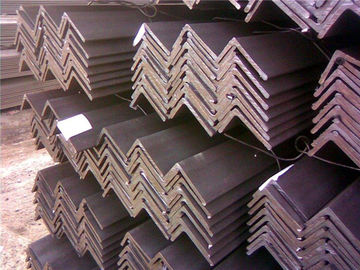 Un buon prezzo. Dimensioni speciali calde del ferro di angolo di Antivari di angolo del tubo d'acciaio di Rollled 20x20mm-200x200mm in linea