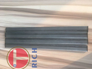 Un buon prezzo. Il dispositivo di raffreddamento ha saldato la tubatura d'acciaio ovale piana SAE J526 10# Wallthickness sottile 0.55mm in linea