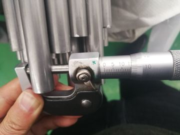 Un buon prezzo. Forma del profilato tondo per tubi il acciaio al carbonio dell'ammortizzatore delle componenti dell'automobile di ASTM A513 in linea