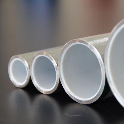 Un buon prezzo. Diametro magro rivestito saldato resistente ai colpi 28mm della metropolitana del PE in linea