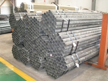 Un buon prezzo. Tubo formato caldo senza cuciture rotondo 10, 20, 35, 45, 10Mn2, 15Cr, 20Cr dell'acciaio per costruzioni edili in linea